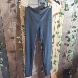 Reebok Black High-Waisted Leggings Size XS